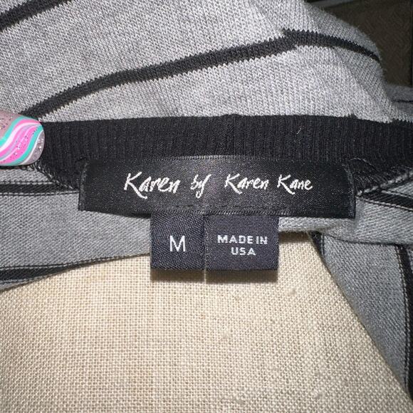 Karen Kane Top with Sequins on Dolman Arms Women’s Size Medium - Picture 8 of 9